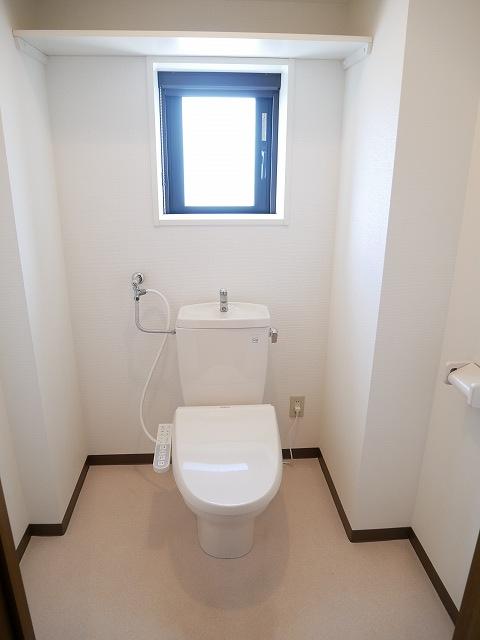 トイレ　トイレ