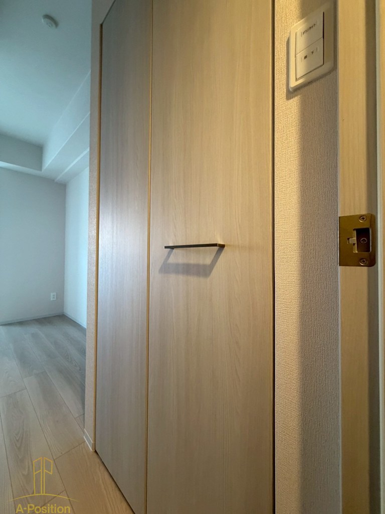 収納　ファーストフィオーレ難波南アルマ