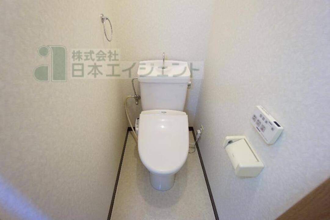 トイレ　トイレ