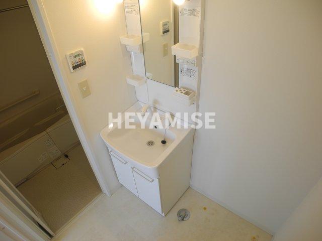 洗面設備　※同間取りの別の階のお部屋の写真です※