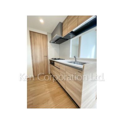 キッチン　同タイプ2階のお部屋を撮影。仕様が異なることがあります。