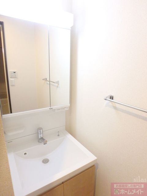 洗面設備　同仕様