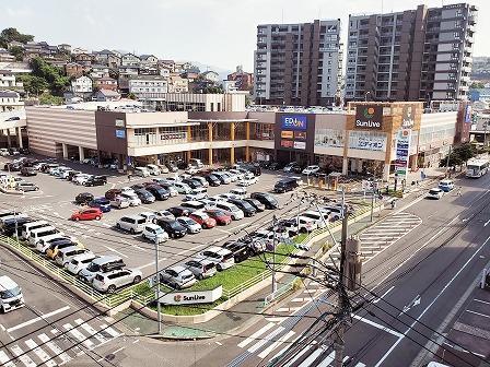 ショッピングセンター　サンリブ守恒（ショッピングセンター）まで30m