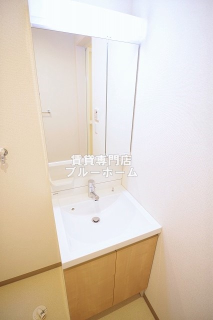 洗面設備　独立洗面台あります！