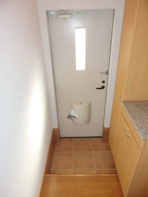 玄関　たっぷりシューズボックス