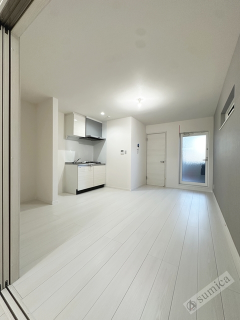 居室・リビング　ネットは無料で利用可能です♪♪