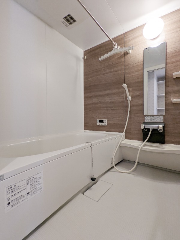 バス・シャワールーム　図面と現状に相違がある場合には現状を優先