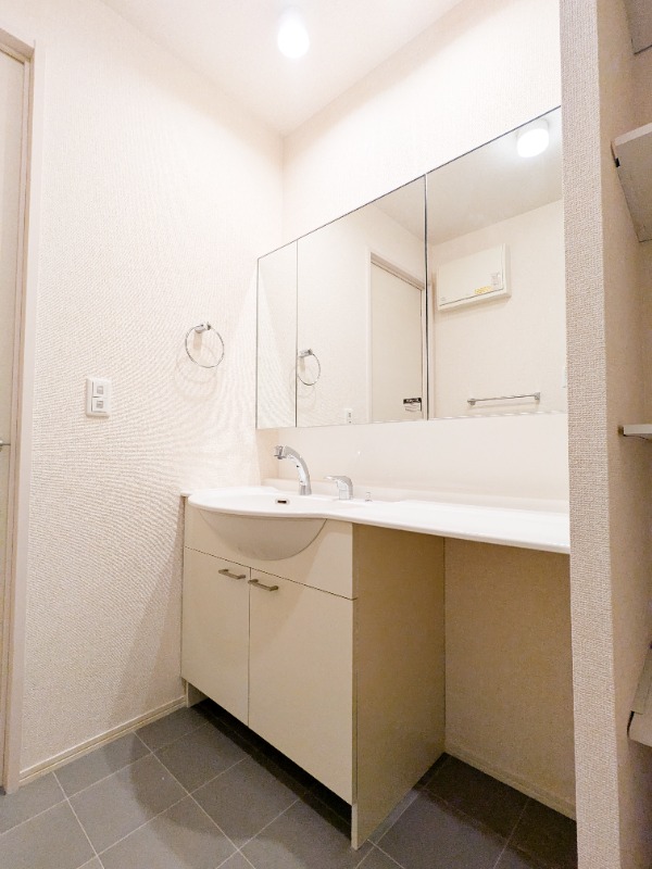 洗面設備　図面と現状に相違がある場合には現状を優先