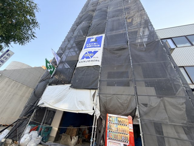 建物外観　建設中