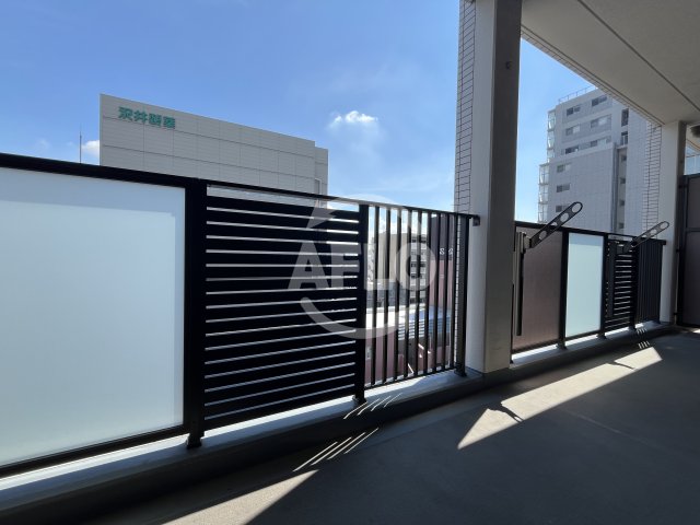 バルコニー　グランセジュール江坂　バルコニー