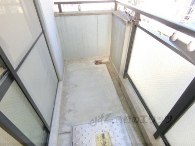 バルコニー　ベランダ