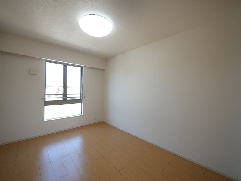 その他部屋・スペース　洋室６帖