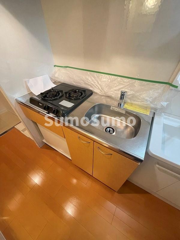 キッチン　コンパクトなキッチンで掃除もラクラク