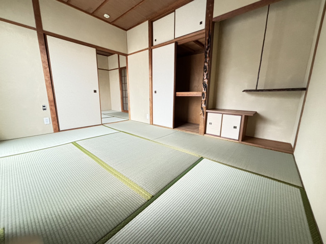 居室・リビング　和室、ちょっとしたくつろぎスペースにいかがでしょうか