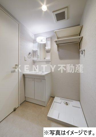 洗面設備　使いやすい洗面所です