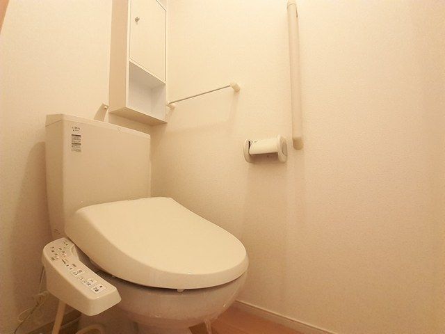 トイレ　トイレもきれいです