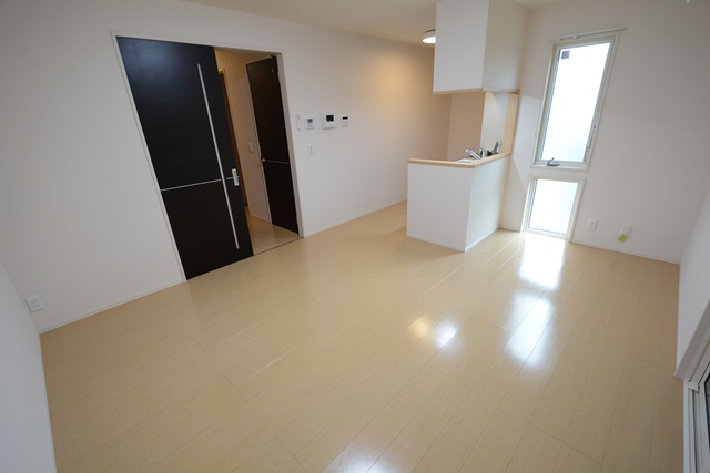 居室・リビング　エアコン付きで初期費用を抑えられます☆