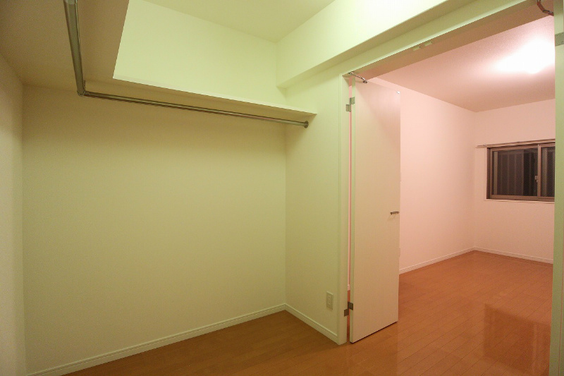 収納　写真準備中の為、別室参照です。