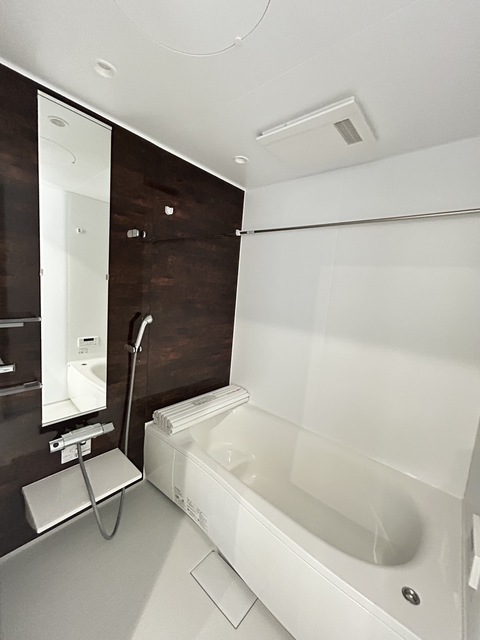 バス・シャワールーム　★同施工別建物の参考写真です★