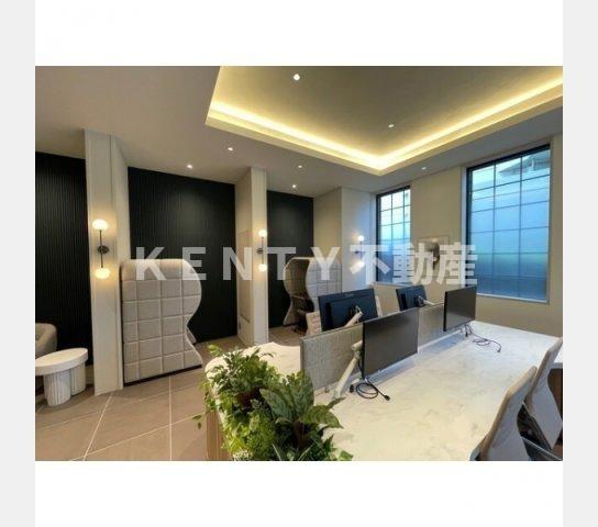 その他共有部分　エントランスリニューアル済