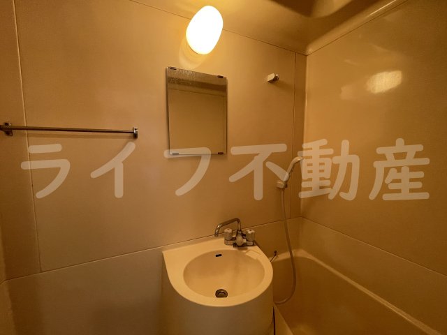 洗面設備　広い洗面スペース