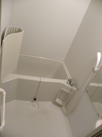 バス・シャワールーム　お風呂です