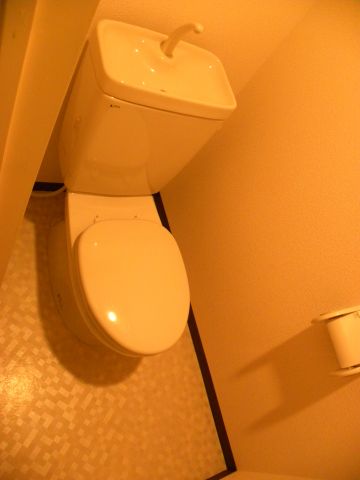 トイレ　ゆったりとした空間のトイレです