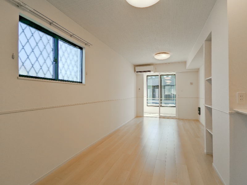 居室・リビング　図面と現状に相違がある場合には現状を優先