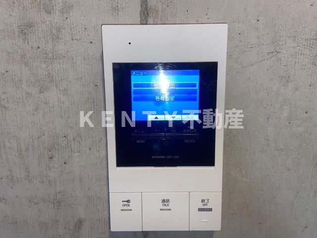 セキュリティ　モニター付きインターホン