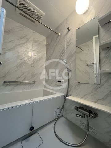 バス・シャワールーム　シティカレント新大阪　浴室