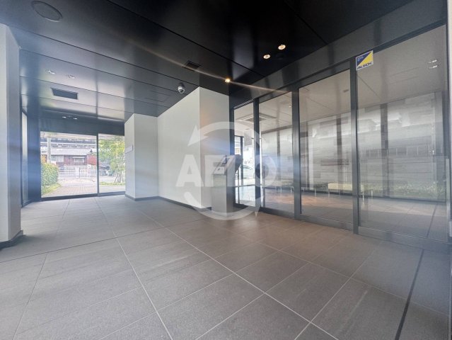 ロビー　シティカレント新大阪　　ロビー