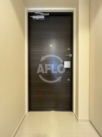 玄関　シティカレント新大阪　玄関