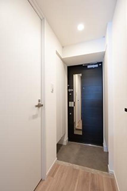 玄関　※写真は同タイプ住戸です。