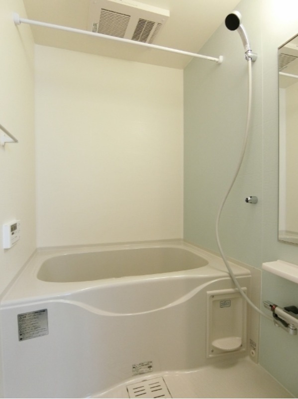 バス・シャワールーム　図面と現状に相違がある場合には現状を優先