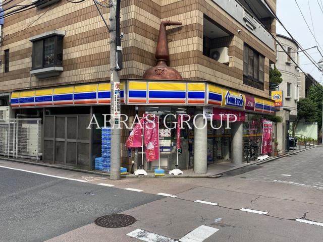 コンビニ　ミニストップ吉祥寺本町店（コンビニ）まで195m