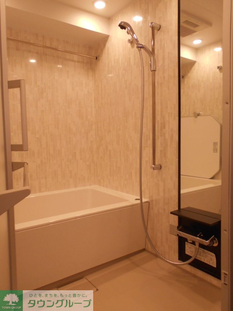 バス・シャワールーム　反転タイプのお部屋の写真です☆