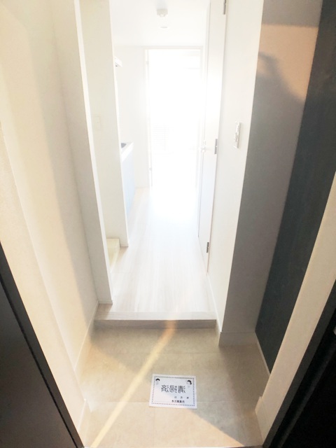 玄関　同仕様タイプ