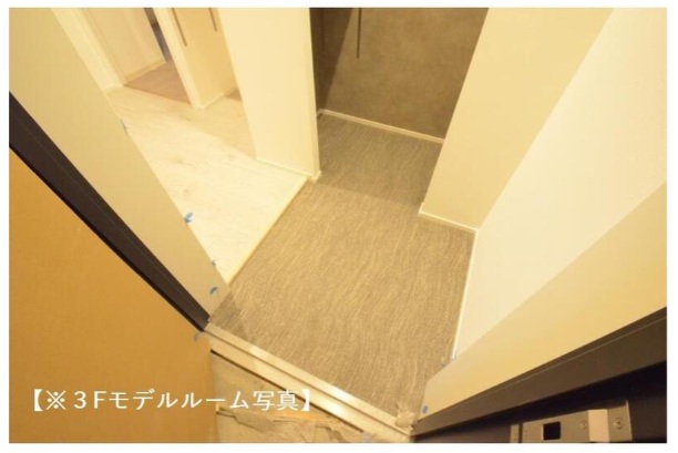 玄関　GLAM　STELLA松屋町