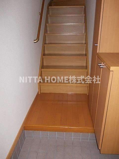 玄関　シューズボックス完備の玄関です☆彡