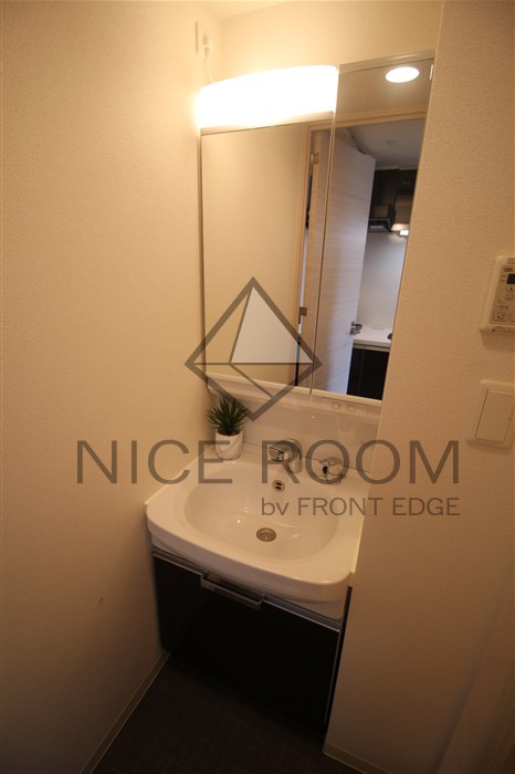 洗面設備　スプランディッド天王寺DUE　独立洗面台