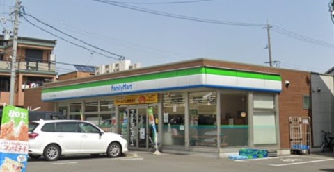 コンビニ　ファミリーマート 中川十一番町店（コンビニ）まで449m