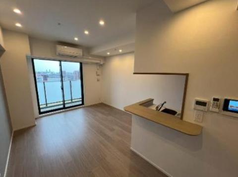 居室・リビング　室内