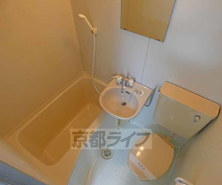 バス・シャワールーム　浴室です。