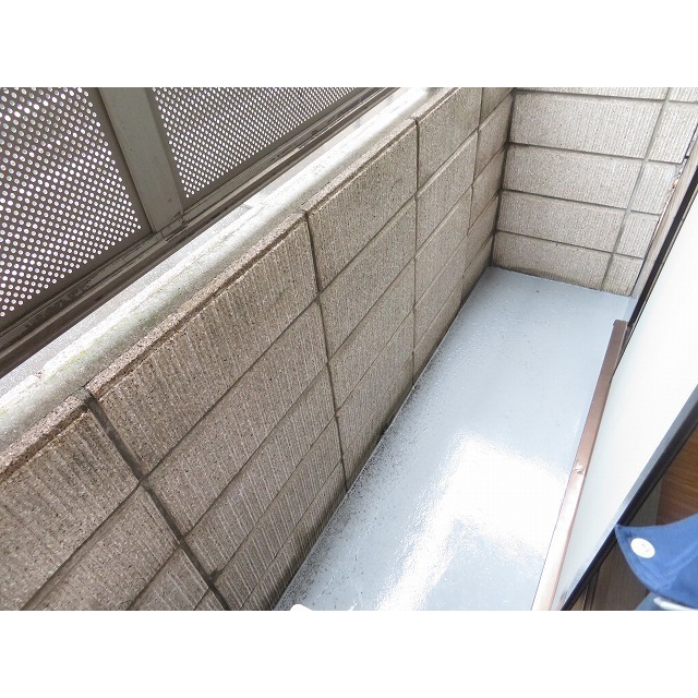 バルコニー　テラス