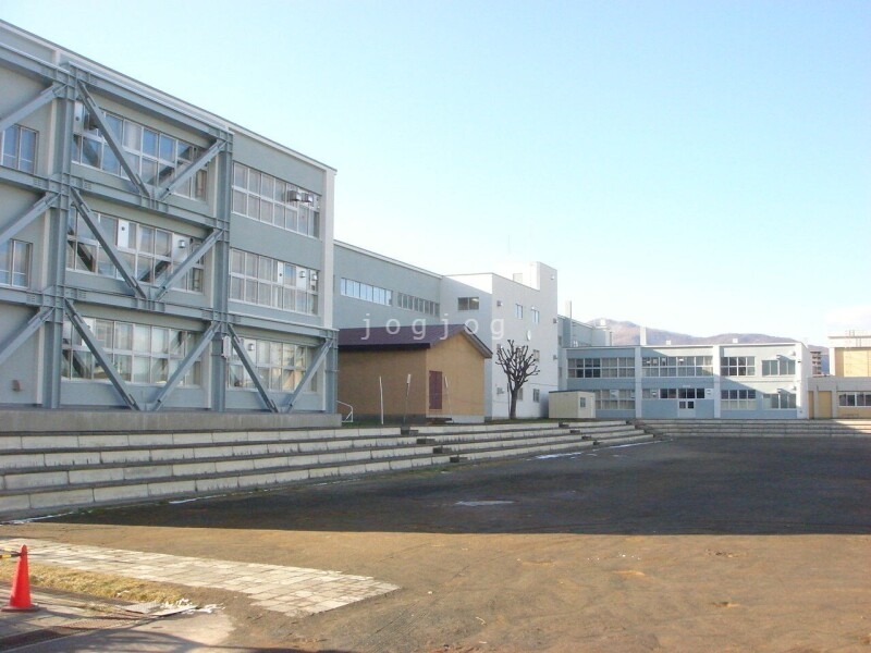 その他　山の手小学校（その他）まで1339m