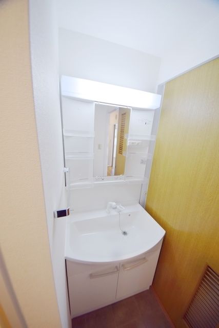 洗面設備　同仕様