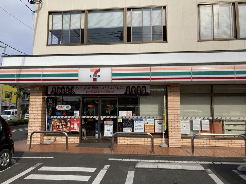 コンビニ　セブンイレブン 小田原南鴨宮店（コンビニ）まで377m