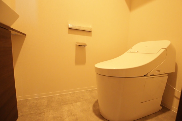 トイレ　別室の参考写真です。※現況優先