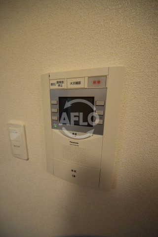 セキュリティ　プレサンス阿波座駅前　TVモニター付きインターホン