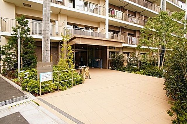 エントランス　【人気！住環境良好の川崎！】お問い合わせはお早めに♪